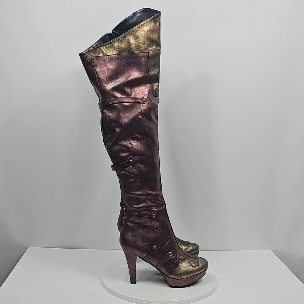 NIB Ellie Wonder Superhero Thigh High Heeled Boots 7 Metallic Red Gold Platform